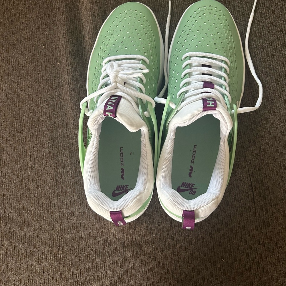 Nike shoes